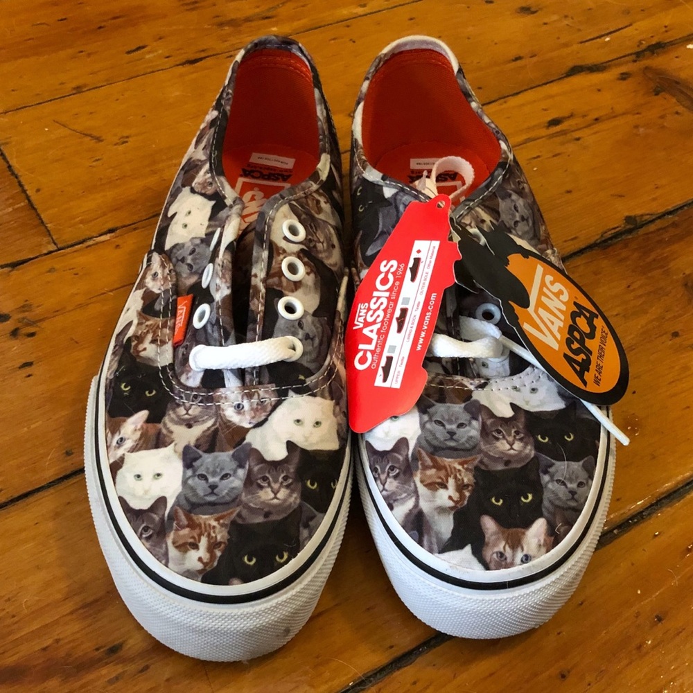 [NWT] Vans x ASPCA Authentics